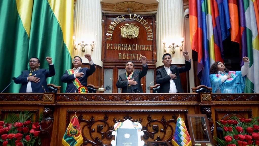 Новый президент Боливии считает ситуацию в стране «жалкой»