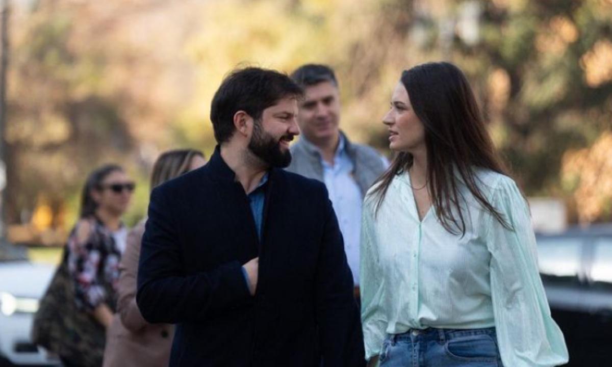 Президент Чили Борич подтвердил разрыв отношений со своей партнершей Ириной Караманос