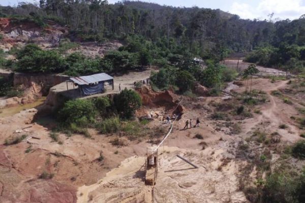 Венесуэла: Активирован план восстановления территории в Боливаре, пострадавшей от незаконной добычи полезных ископаемых