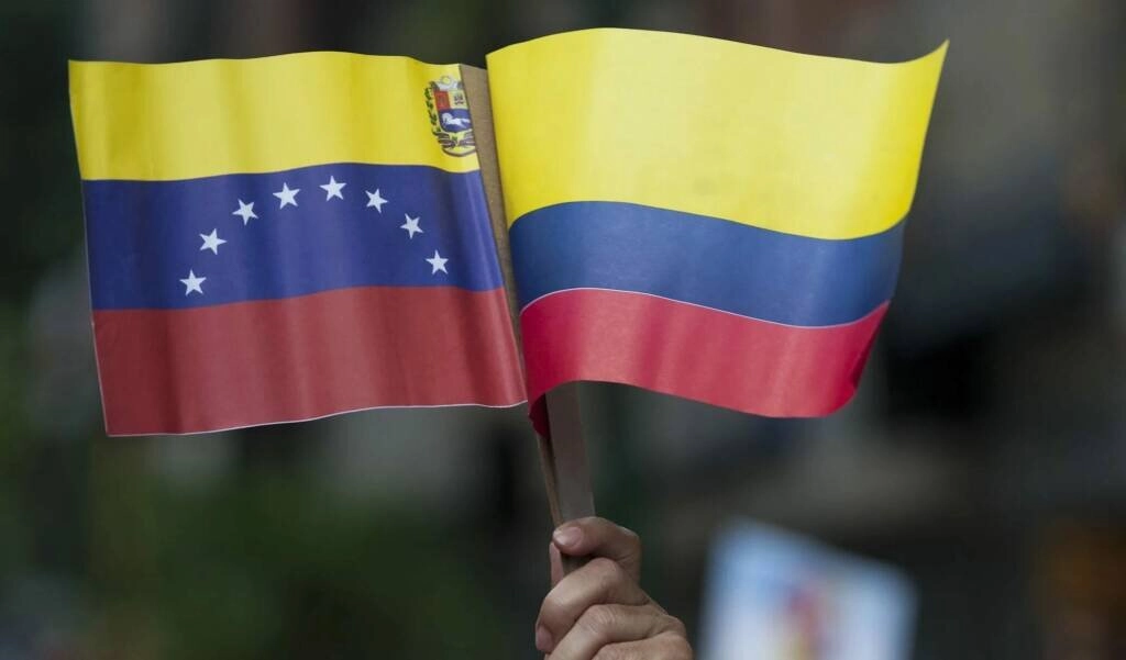 Венесуэла Колумбия флаги