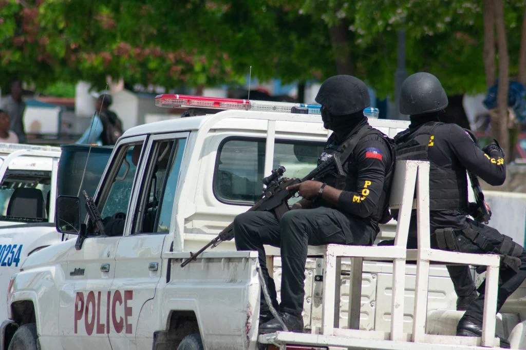 Президент Кении объявил о развертывании полиции на Гаити через три недели