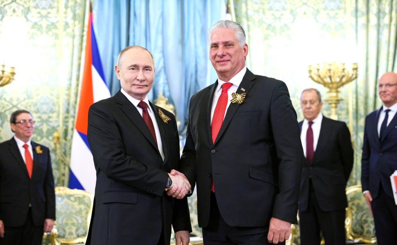 Президент Кубы едет в Москву