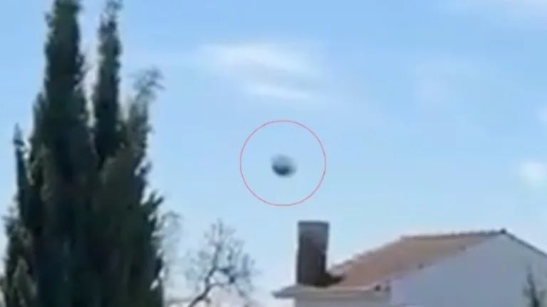 Видео: загадочный объект в небе Мар-дель-Платы вызвал множество предположений у местных жителей